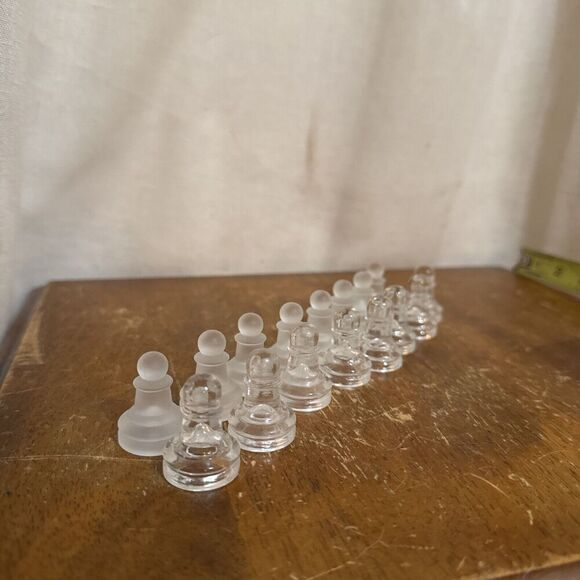 16 pcs. Glass‎ Pawn Replacement Chess Pieces 8 Frosted & 8 Clear Glass - Picture 2 of 6